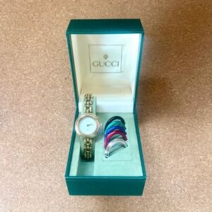 Gucci 1100L Women’s Gold Plated Watch w/ Original Box & 5 Interchangeable Bezels